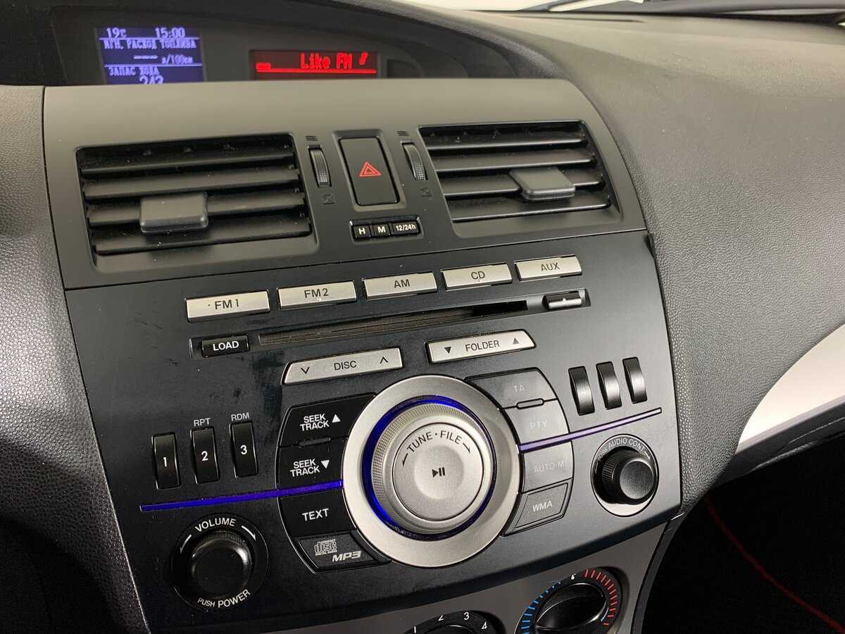 Mazda 3, 2011 Фото №16