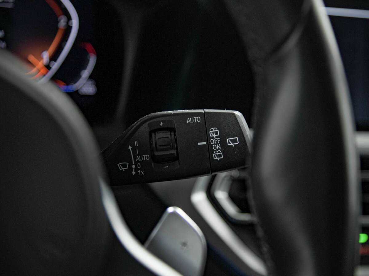 BMW 3 серии 320d xDrive, 2019 Фото №10