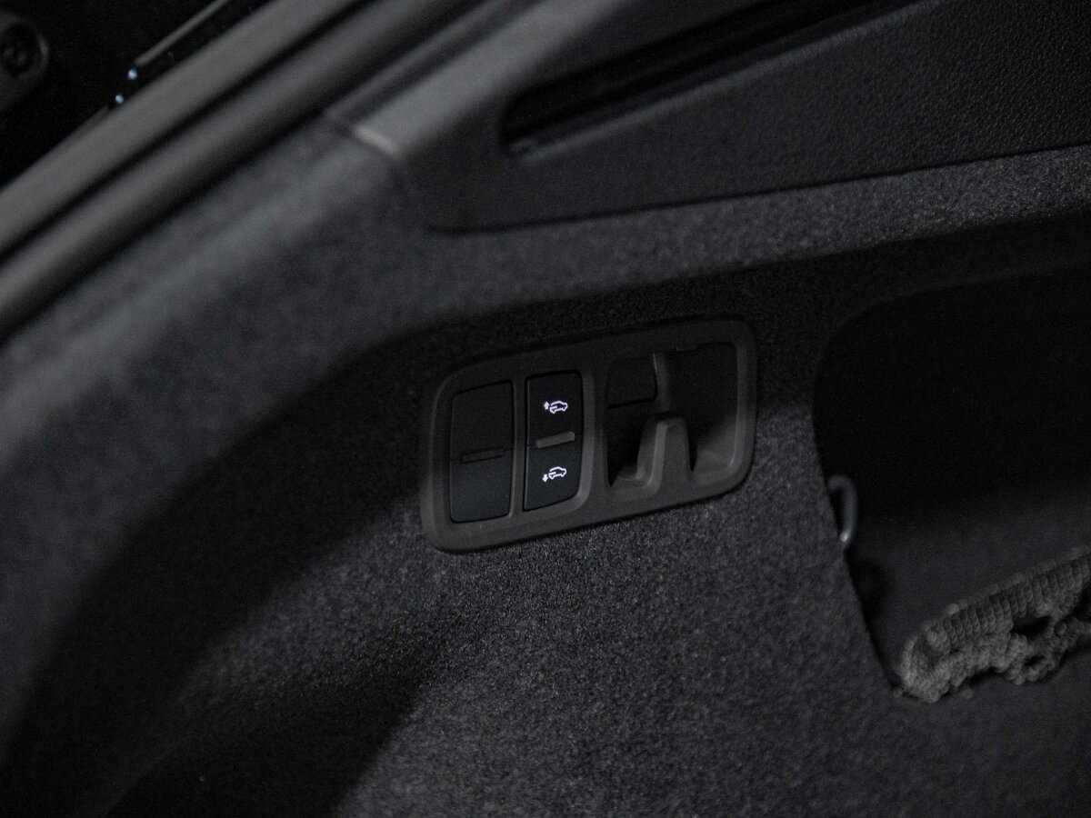 Audi Q8 50 TDI, 2023 Фото №28