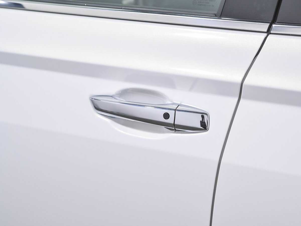 FAW Bestune T77, 2023 Фото №22