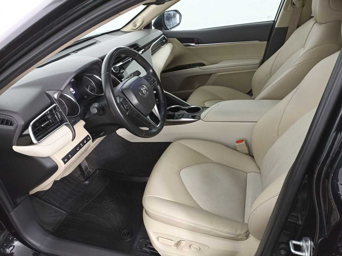 Toyota Camry, 2020 Фото №16