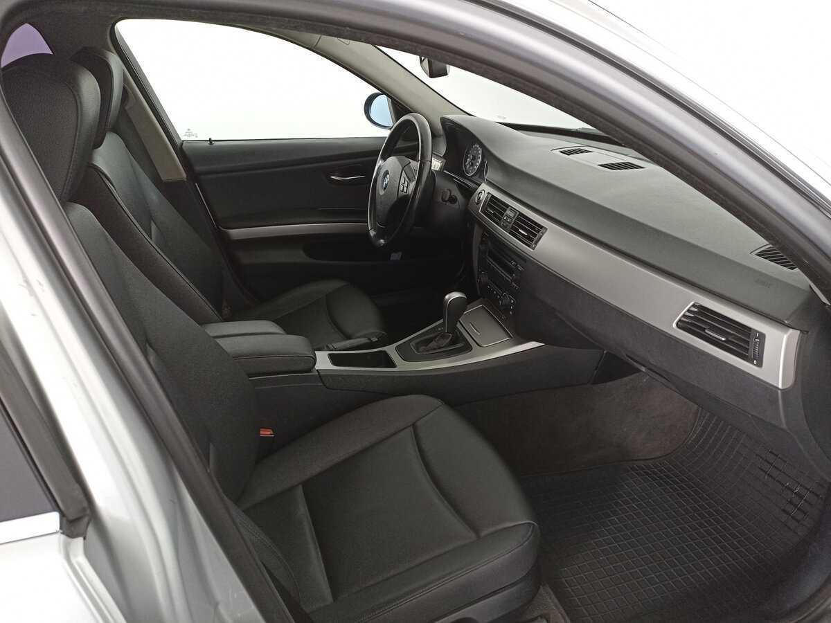 BMW 3 серии 325i, 2006 Фото №11