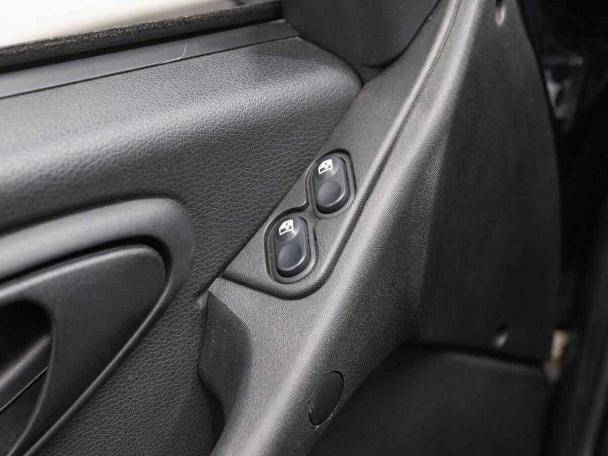 Chevrolet Niva, 2012 Фото №17