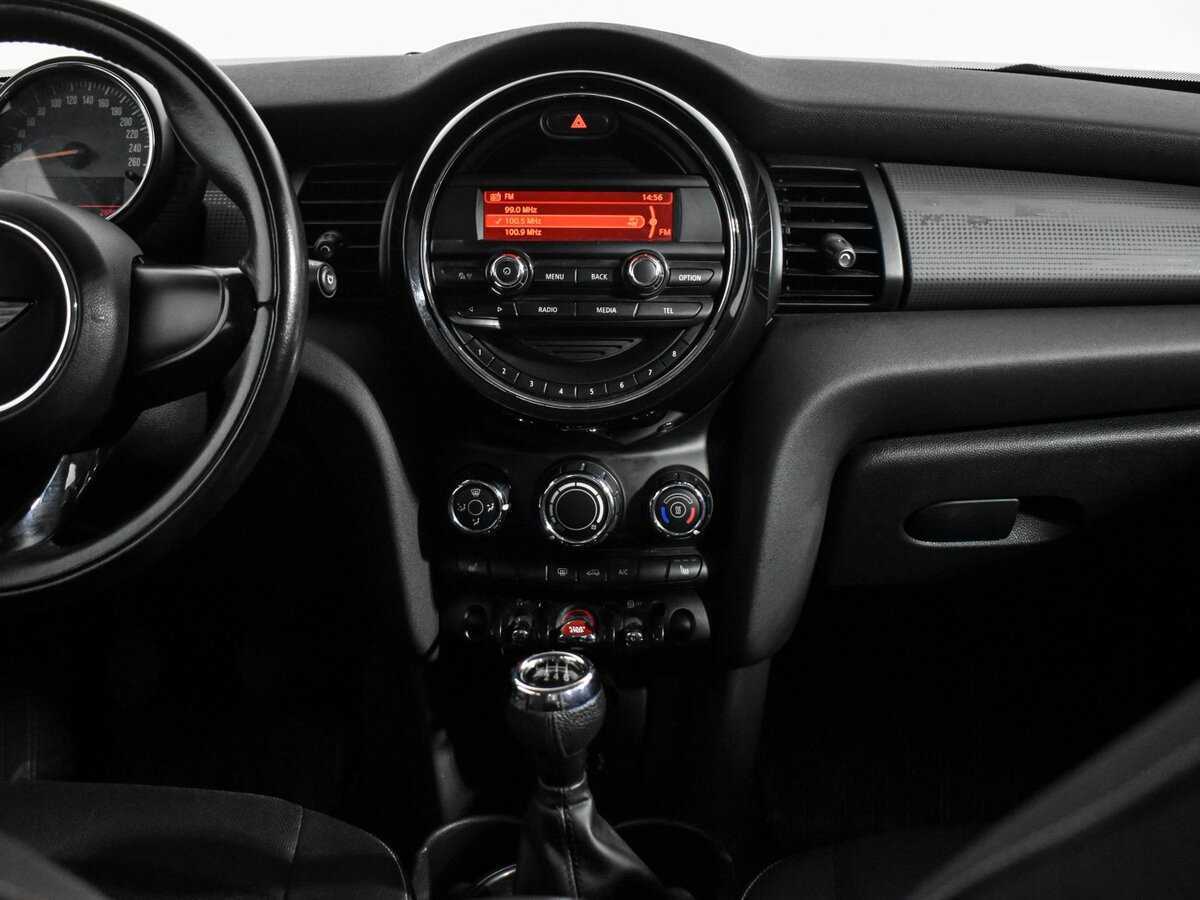 Mini Hatch Cooper, 2015 Фото №15