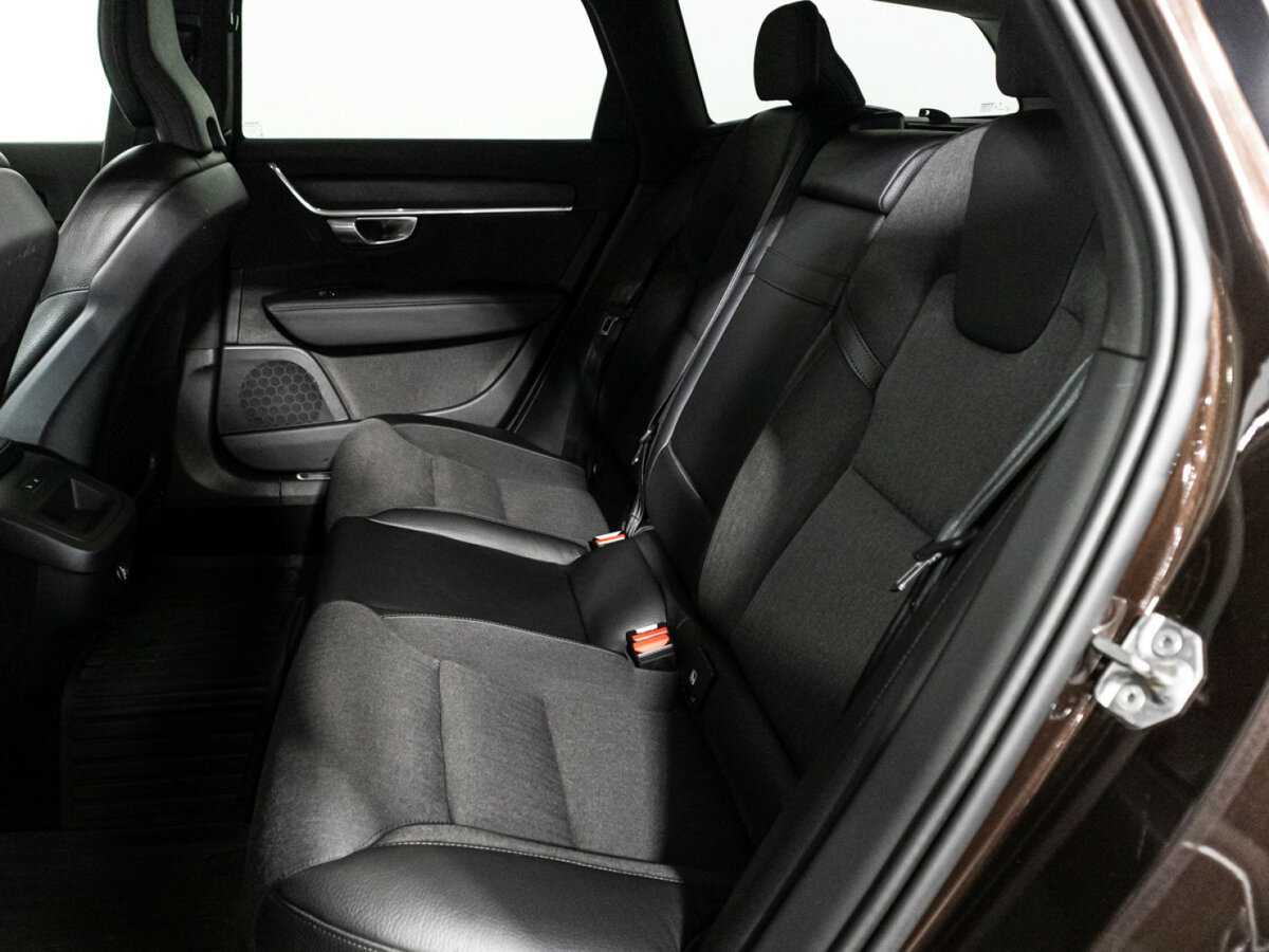 Volvo V90 Cross Country, 2019 Фото №10