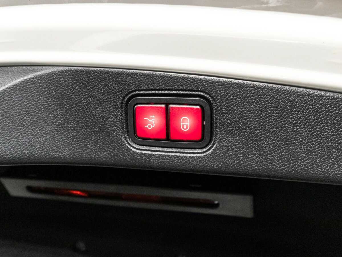 Mercedes-Benz E-Класс 200, 2019 Фото №30