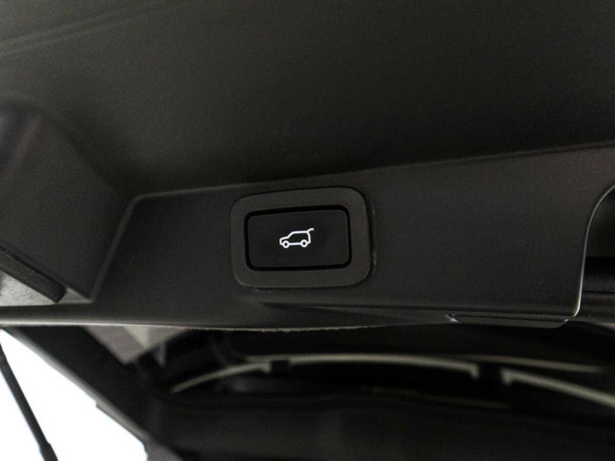 Land Rover Range Rover Sport, 2018 Фото №16