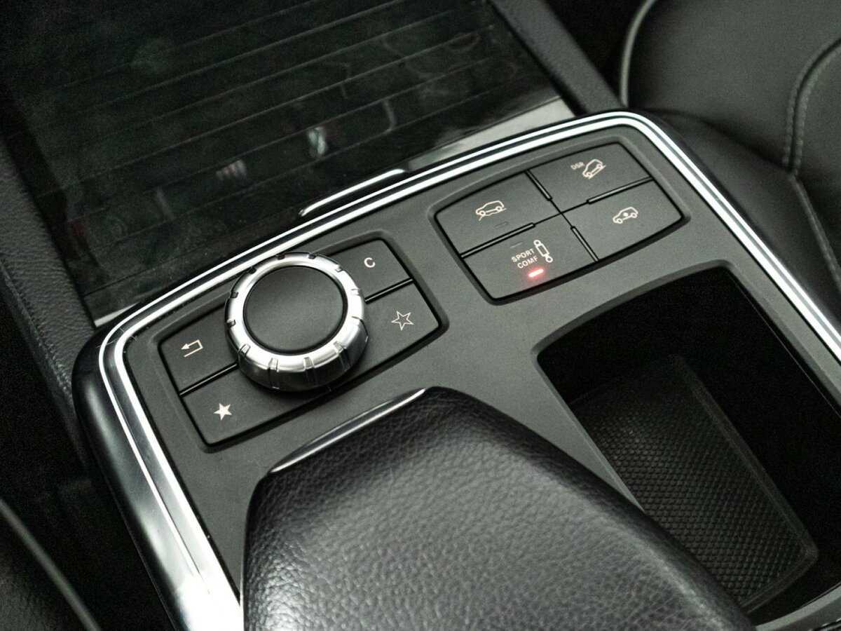 Mercedes-Benz GL-Класс 350 CDI BlueTEC, 2013 Фото №20