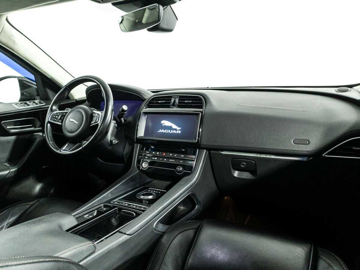 Jaguar F-Pace, 2019 Фото №9