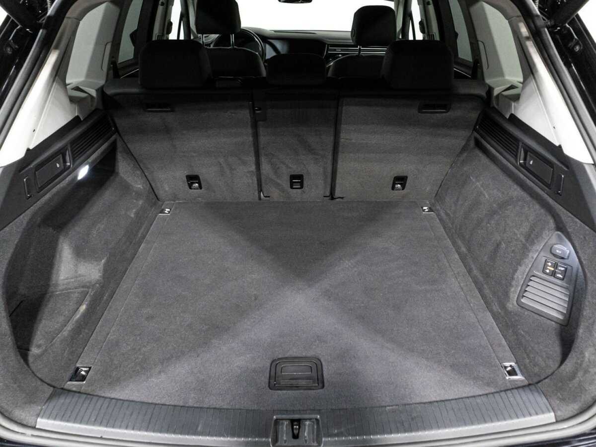 Volkswagen Touareg, 2019 Фото №21