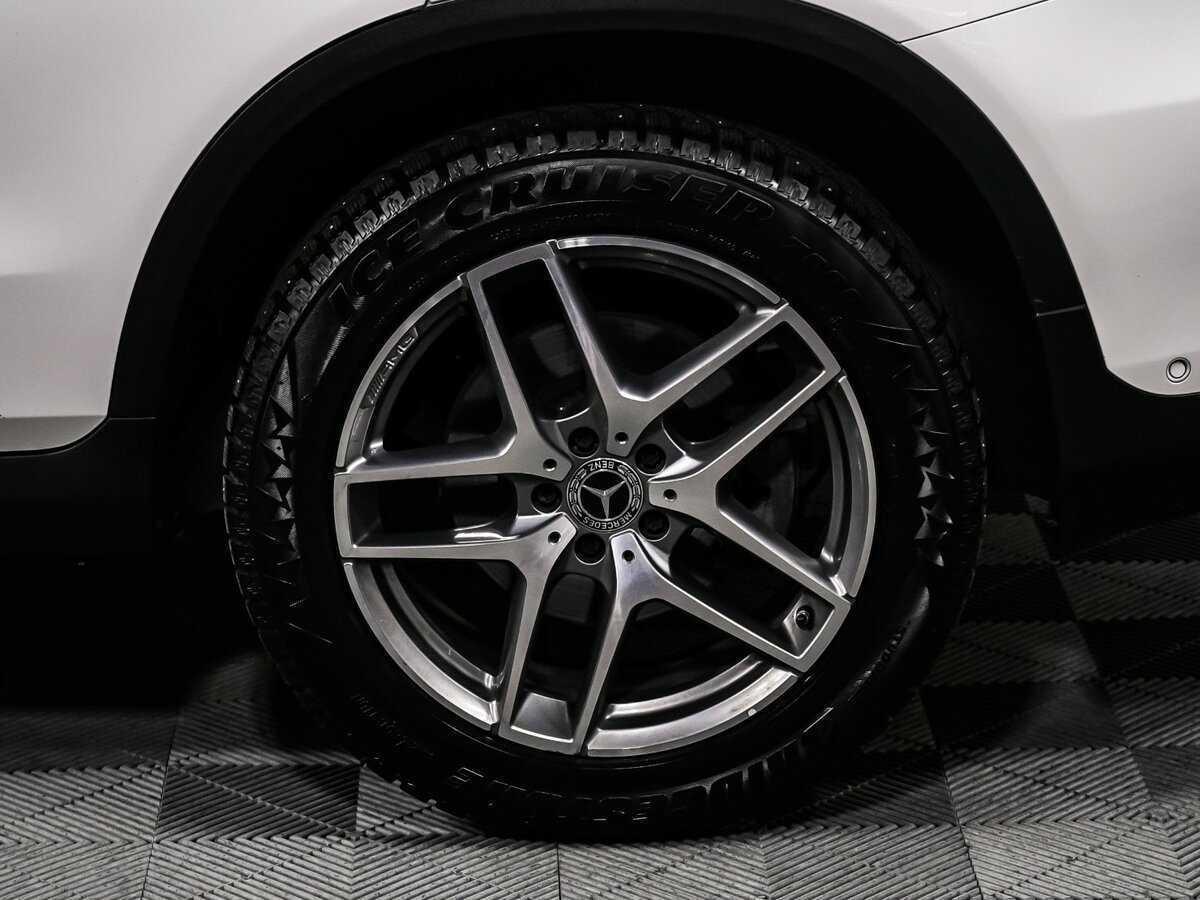 Mercedes-Benz GLC 300, 2018 Фото №17