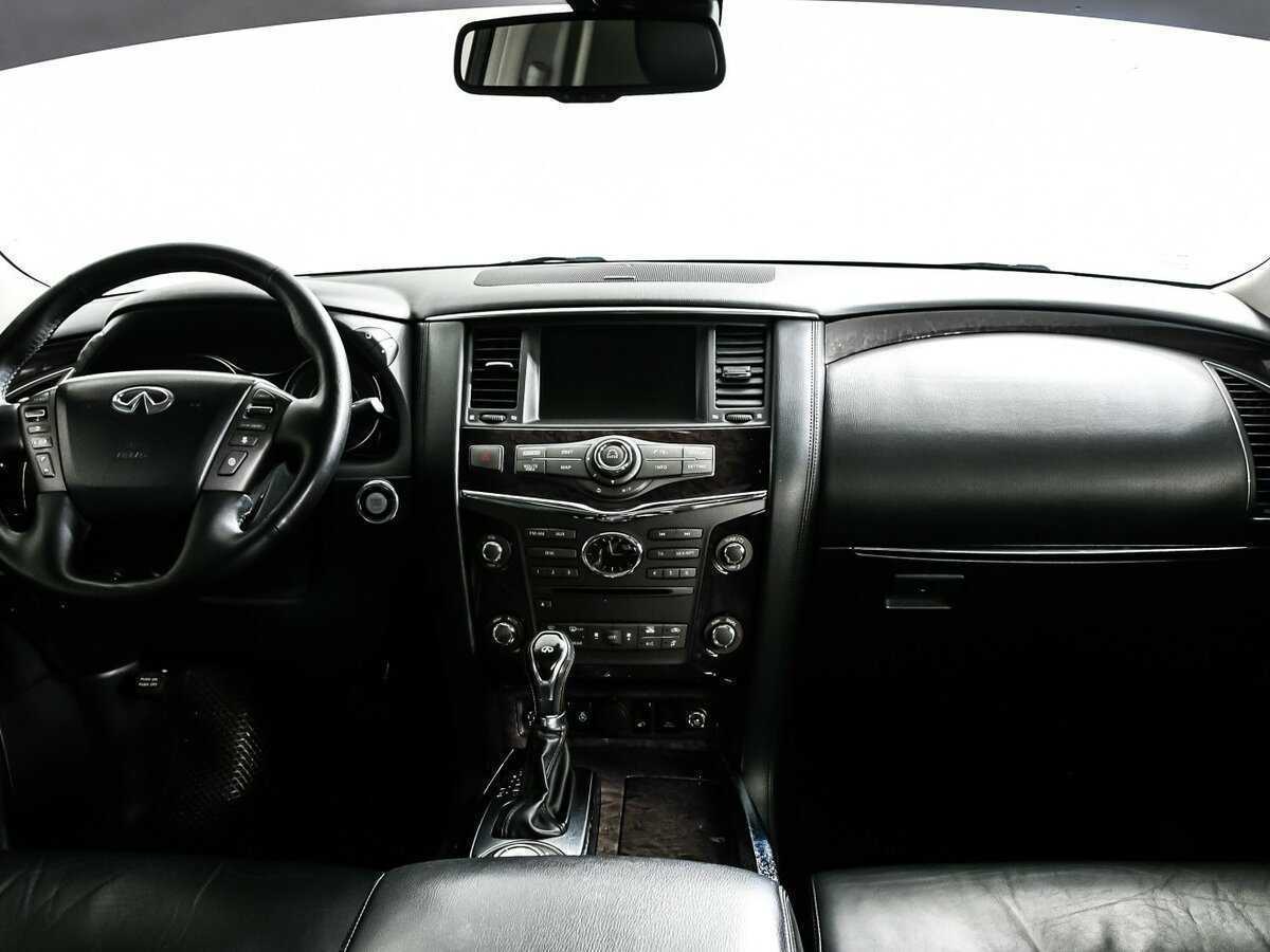 Infiniti QX56, 2011 Фото №11