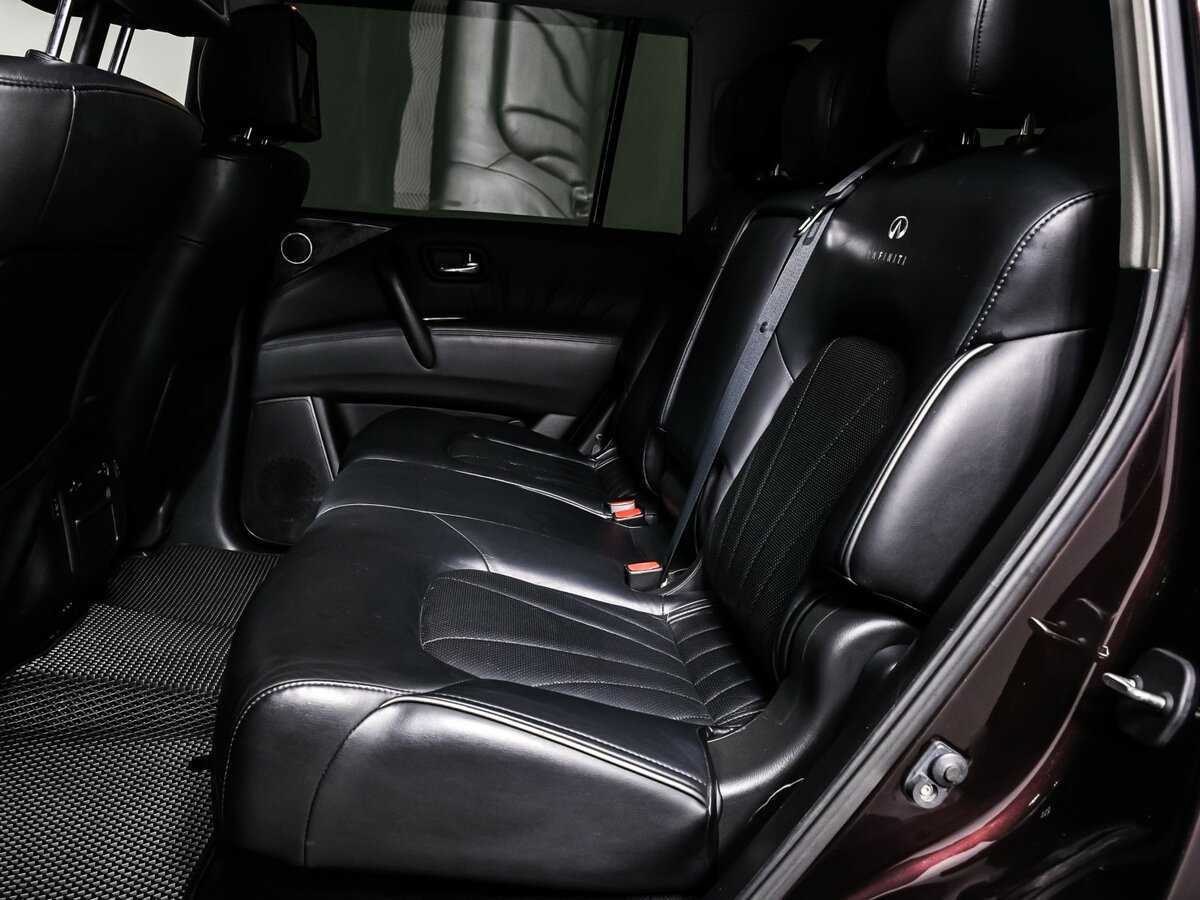 Infiniti QX56, 2011 Фото №14