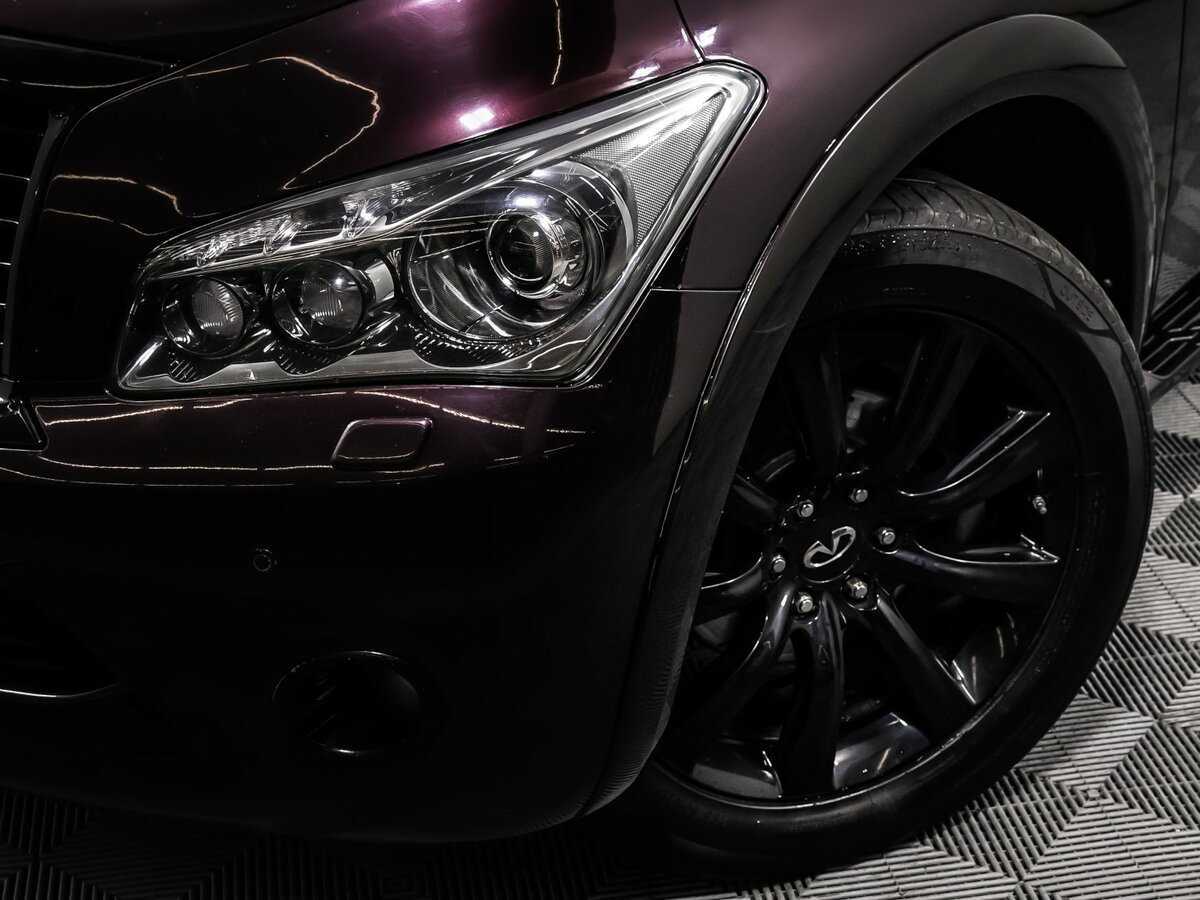 Infiniti QX56, 2011 Фото №17