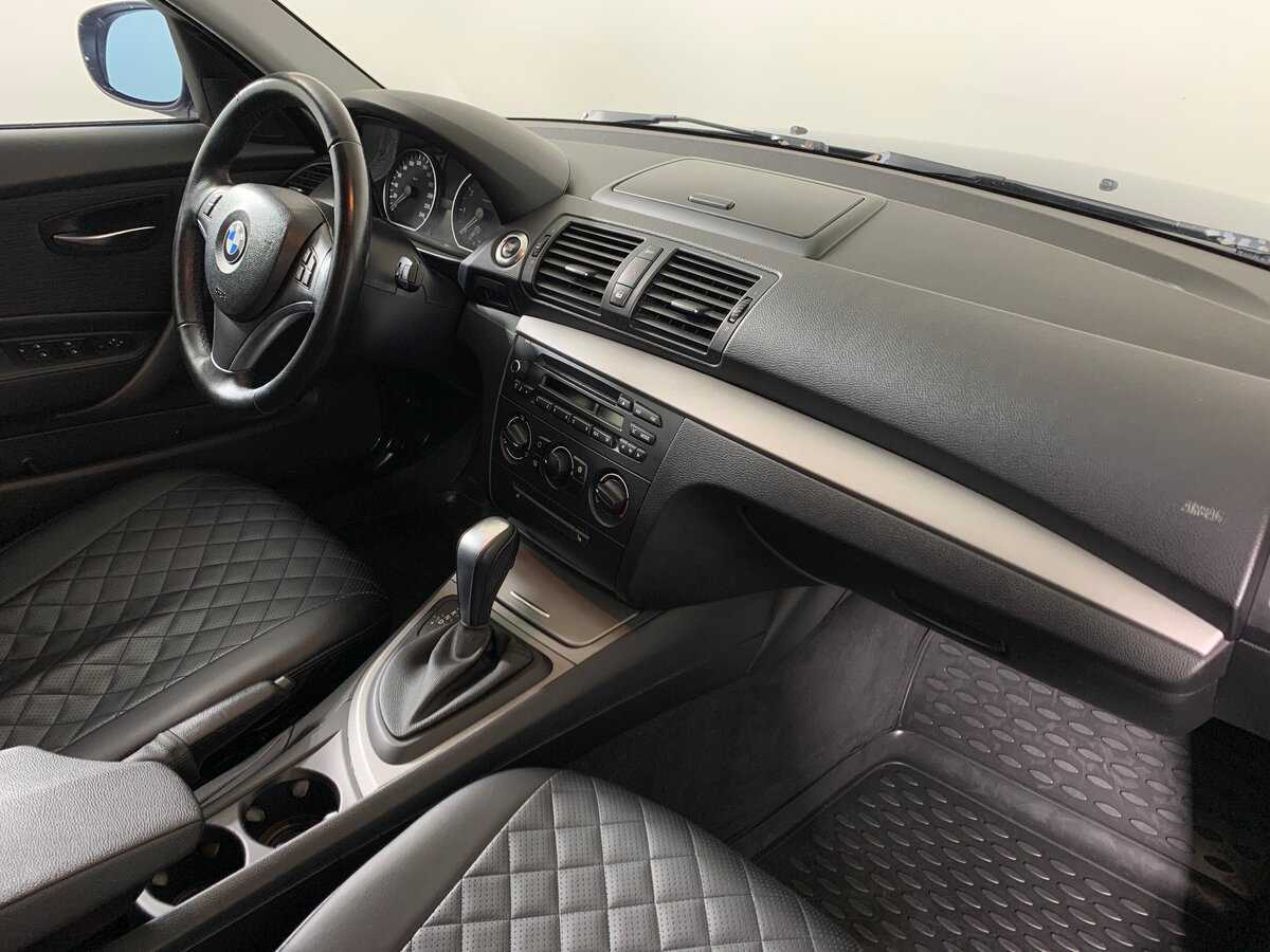 BMW 1 серии 116i, 2011 Фото №14