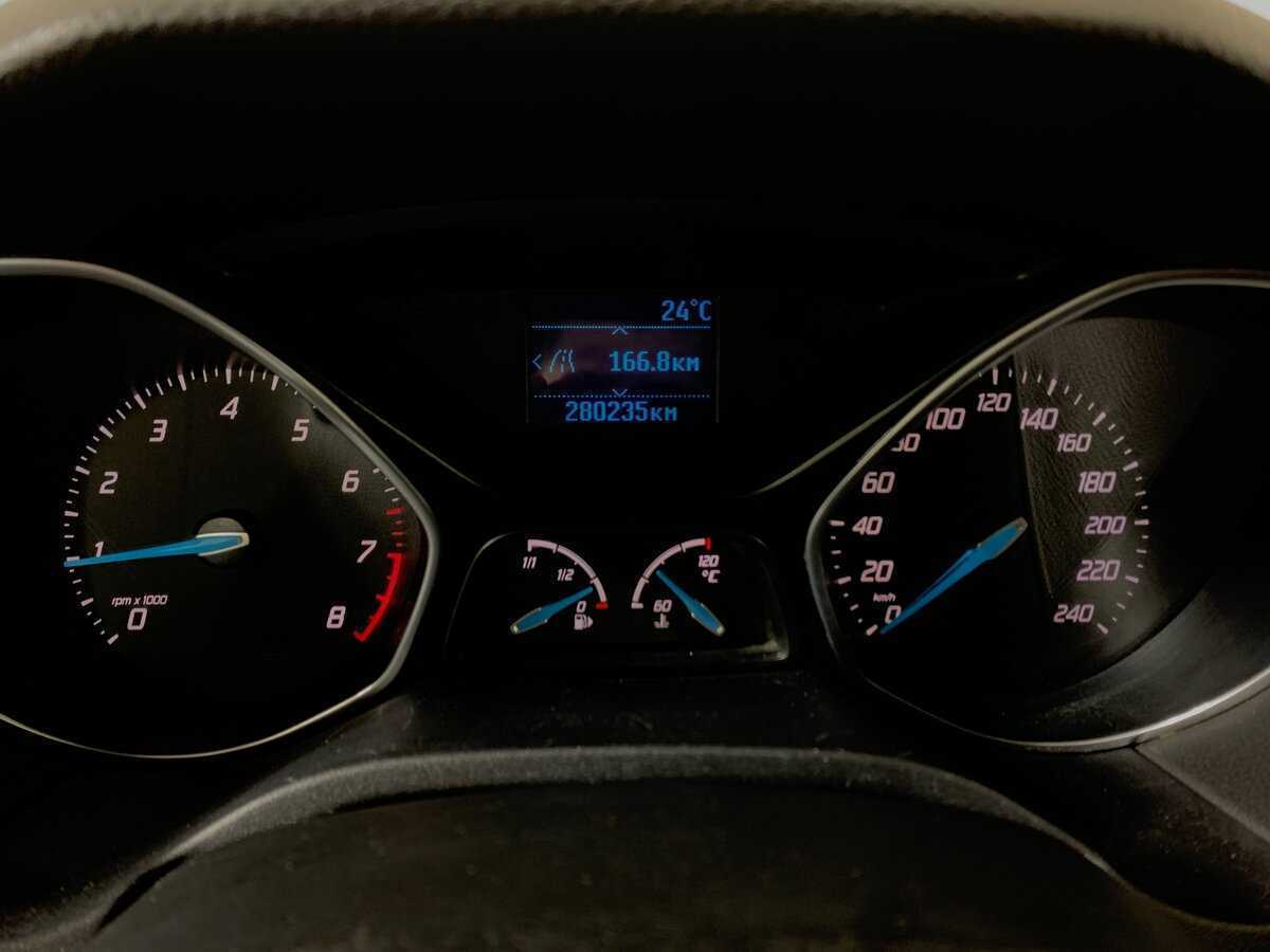 Ford Focus, 2011 Фото №15