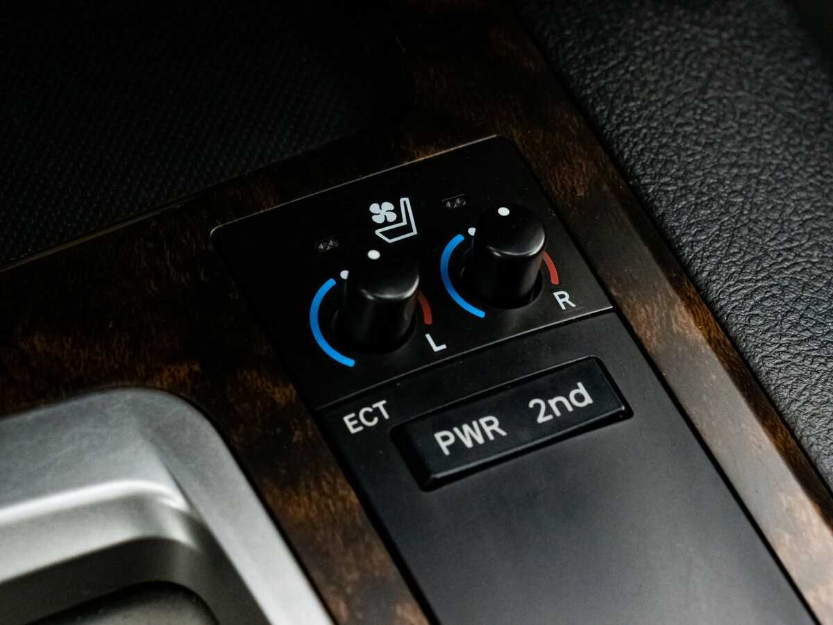 Toyota Land Cruiser, 2013 Фото №21