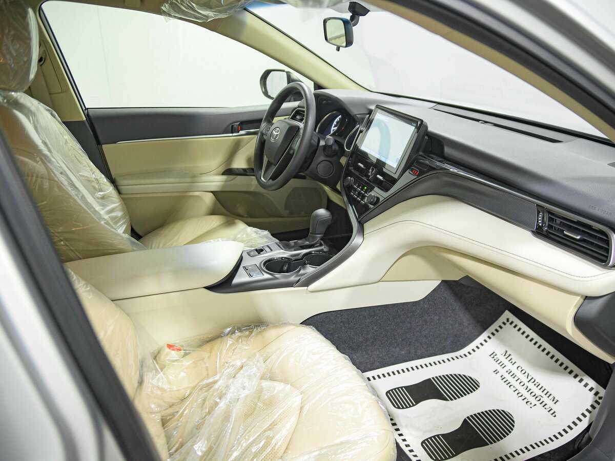 Toyota Camry, 2023 Фото №16