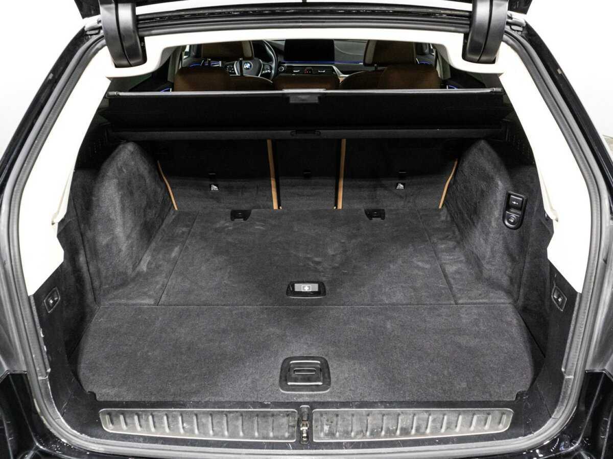 BMW 5 серии 540d xDrive, 2020 Фото №15