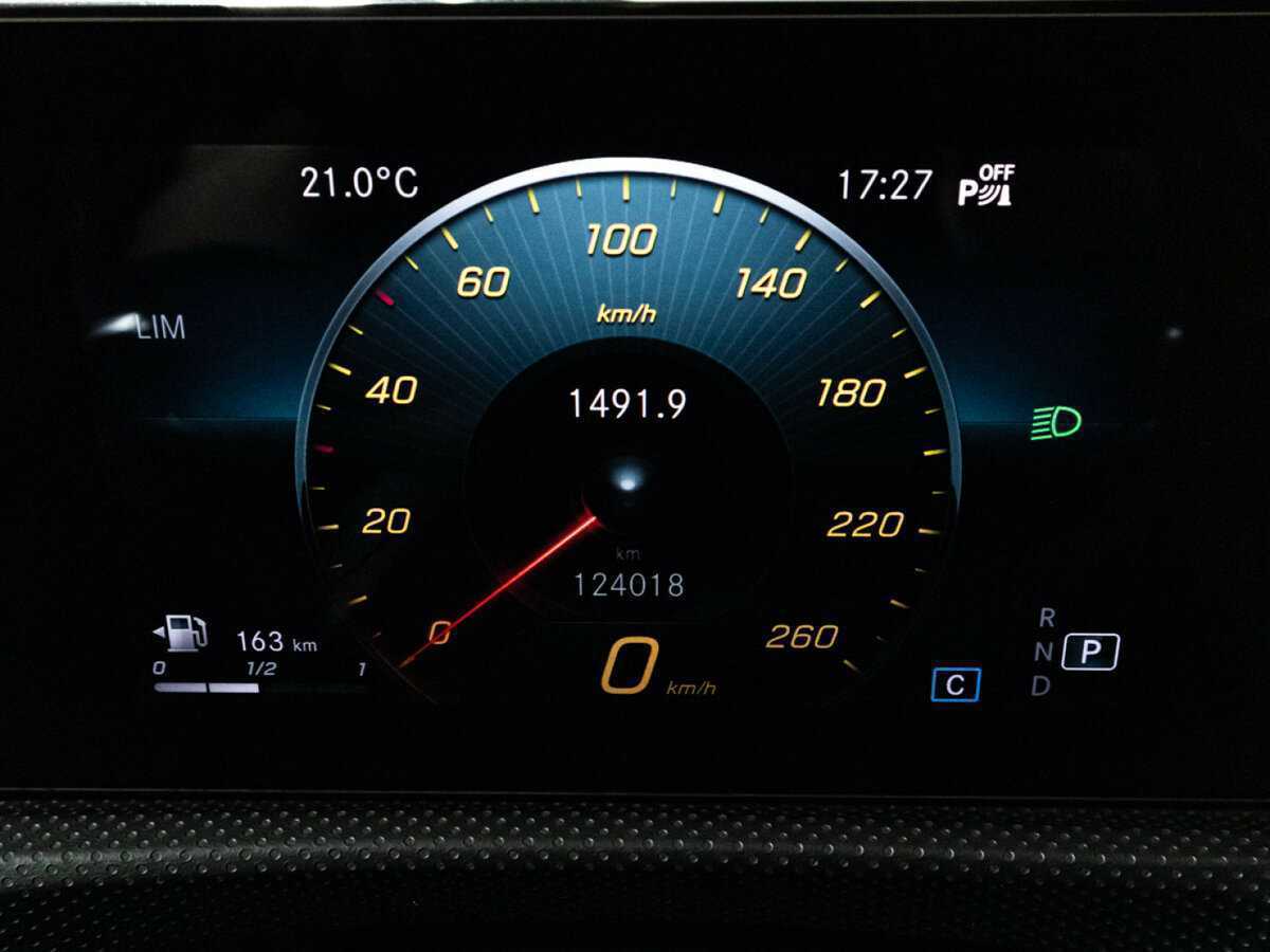 Mercedes-Benz CLA 200, 2020 Фото №12