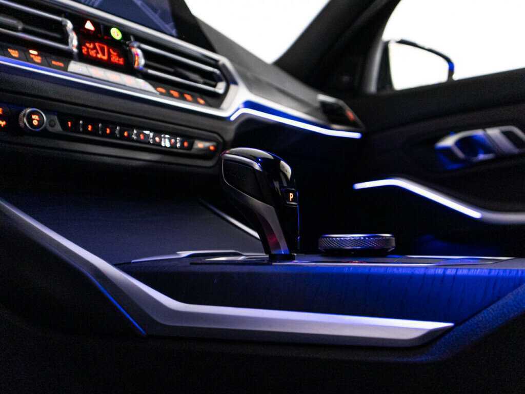 BMW 3 серии 330i, 2019 Фото №30