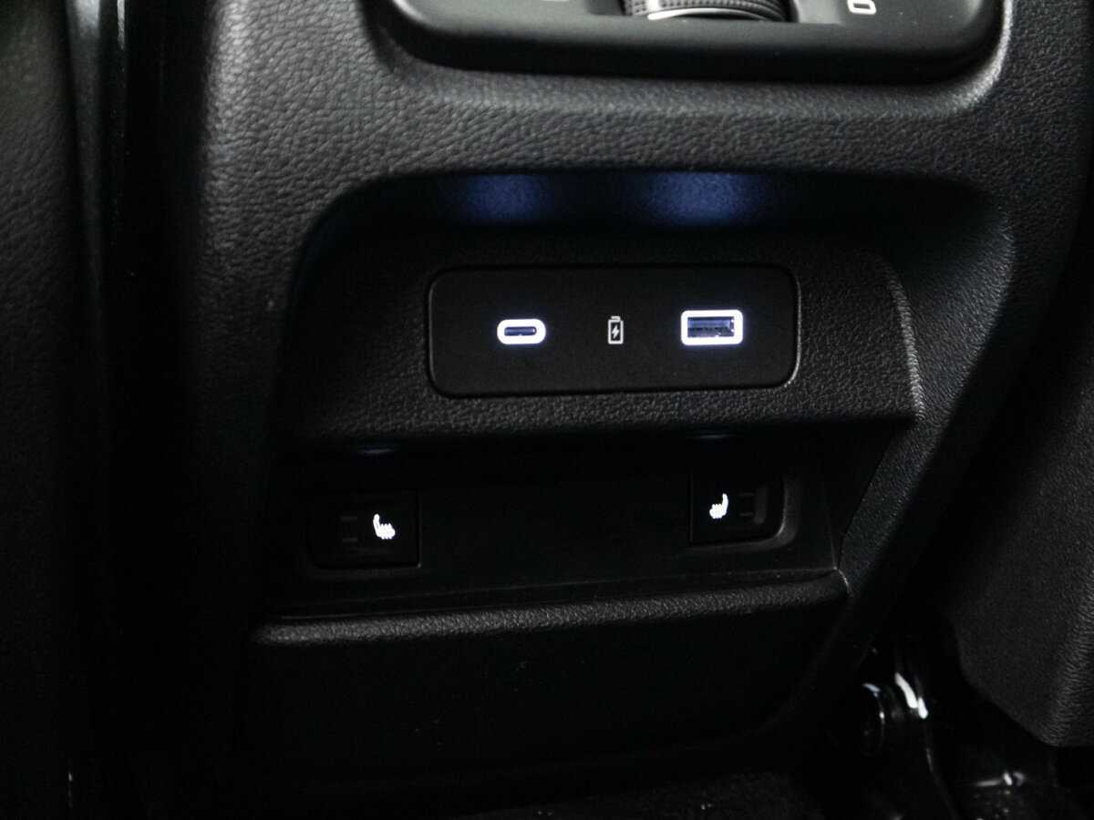 Geely Tugella, 2023 Фото №19