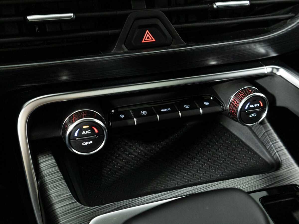 Geely Tugella, 2023 Фото №26
