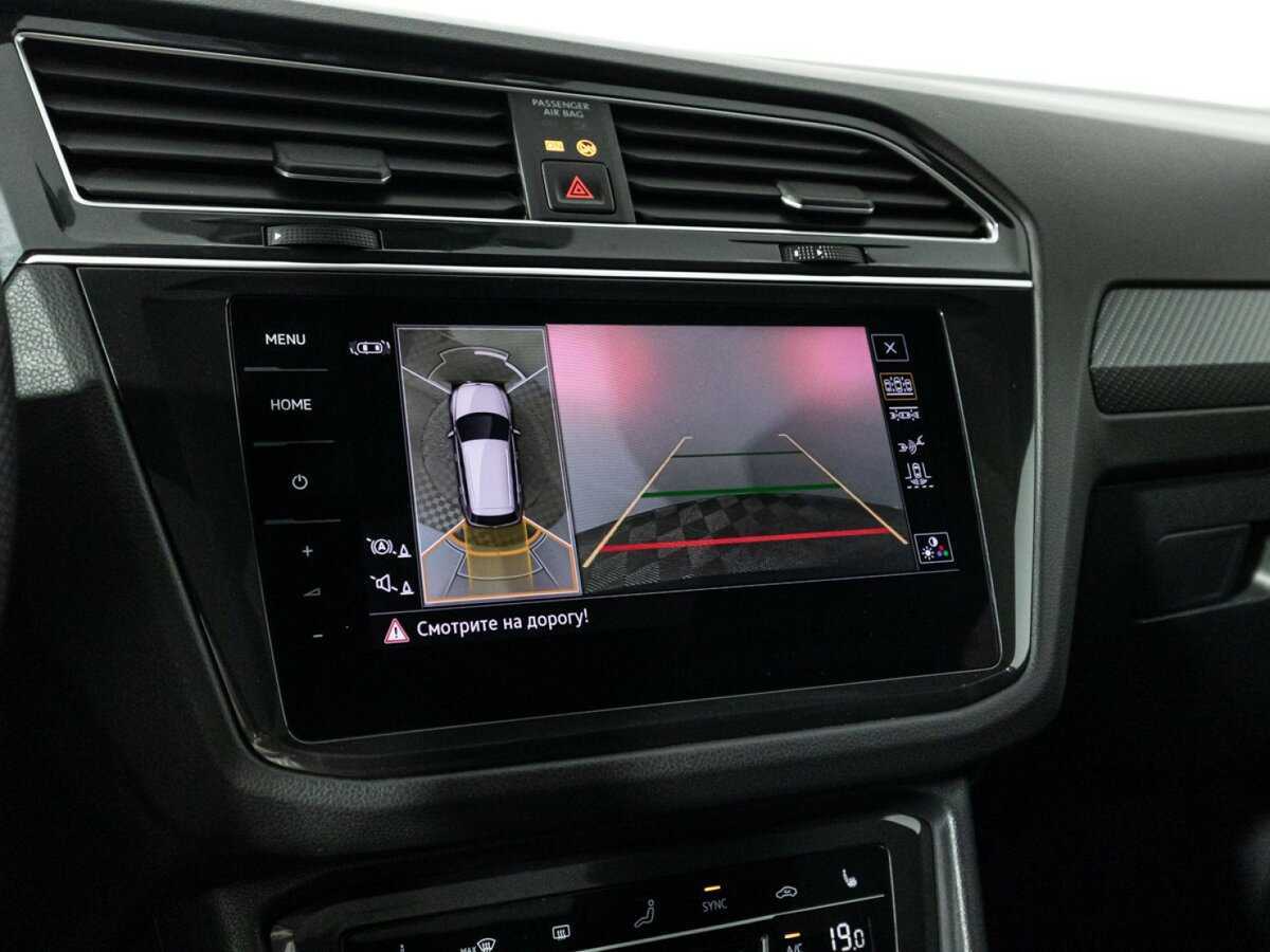 Volkswagen Tiguan, 2021 Фото №21