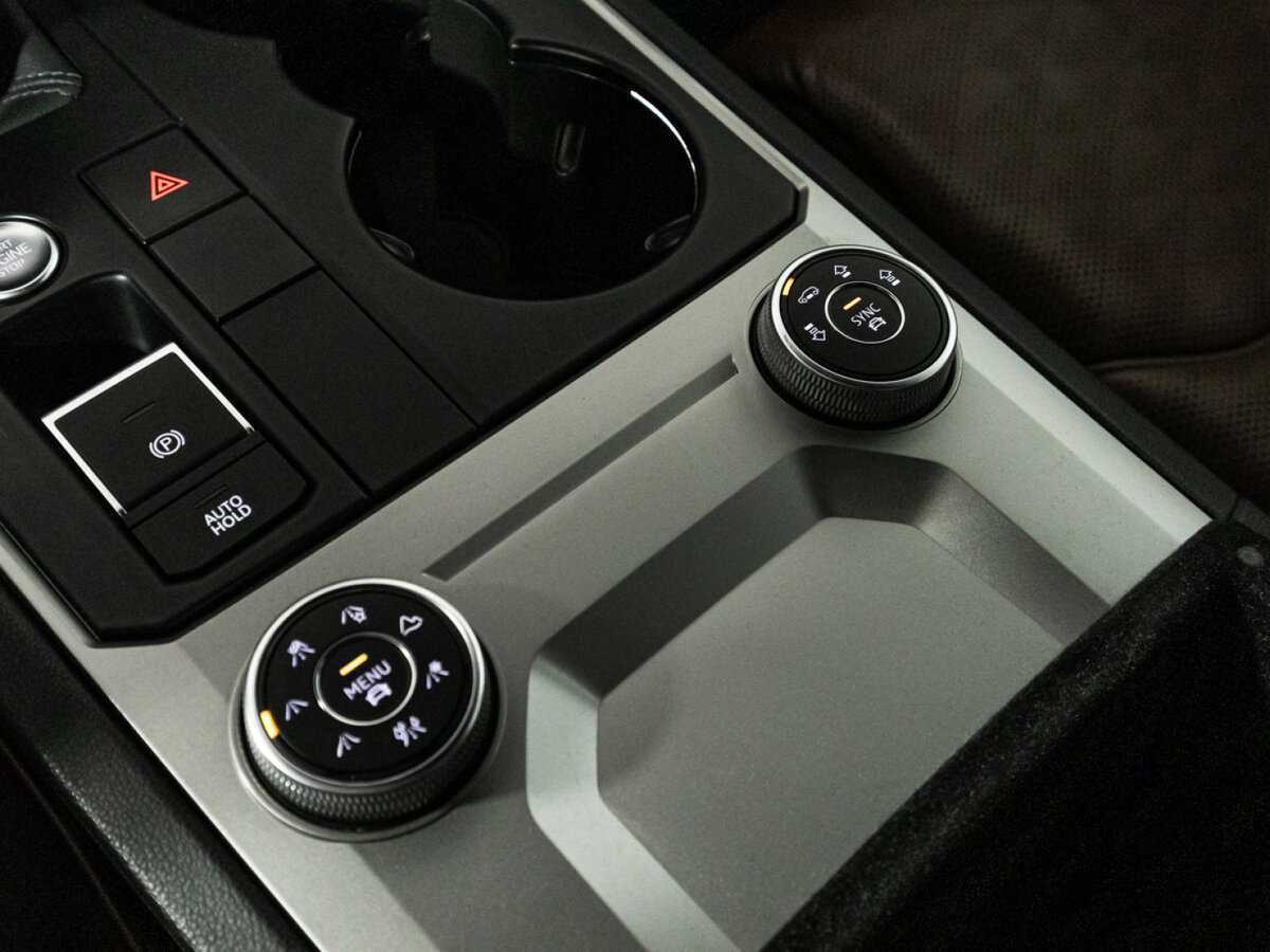Volkswagen Touareg, 2019 Фото №26