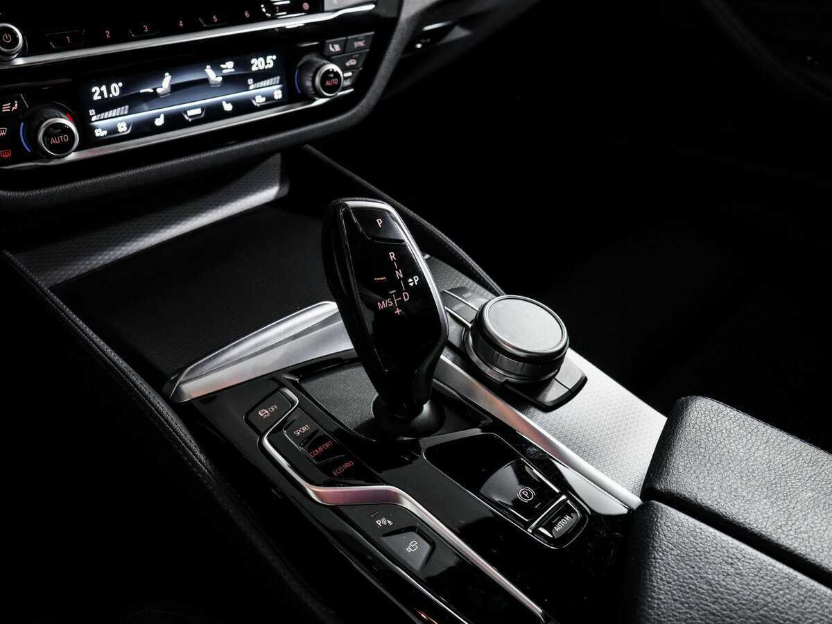 BMW 5 серии 520d xDrive, 2021 Фото №21