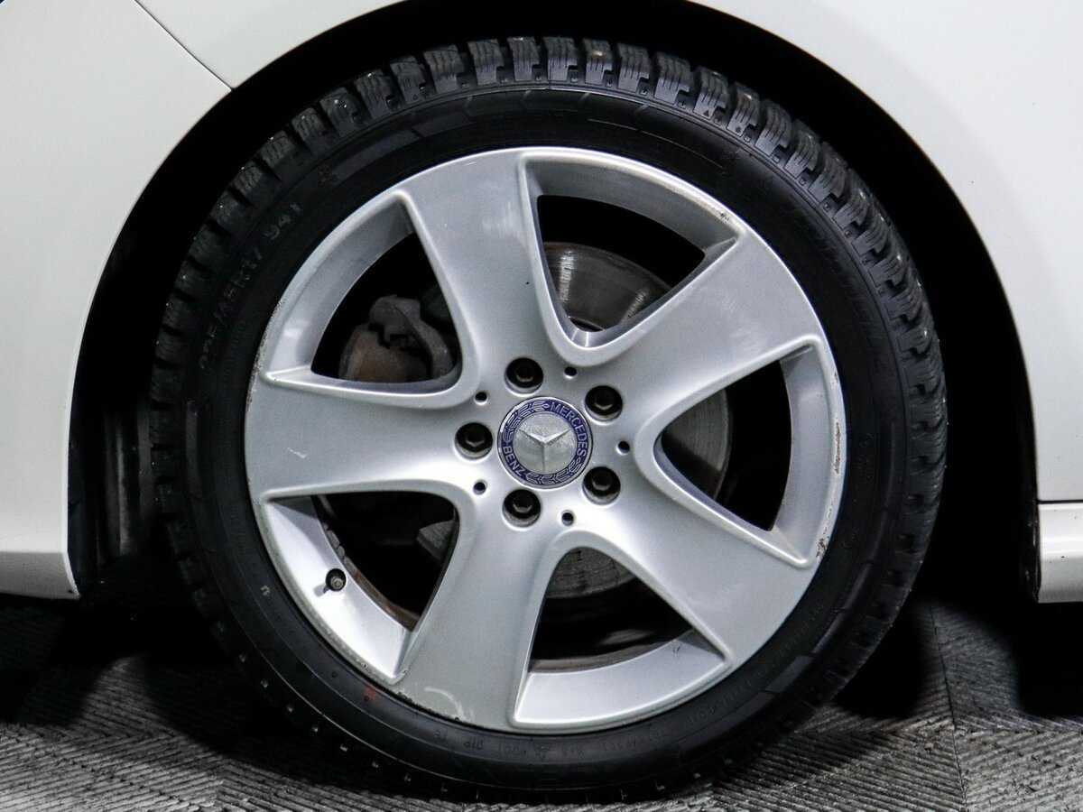 Mercedes-Benz CLA 200, 2014 Фото №12