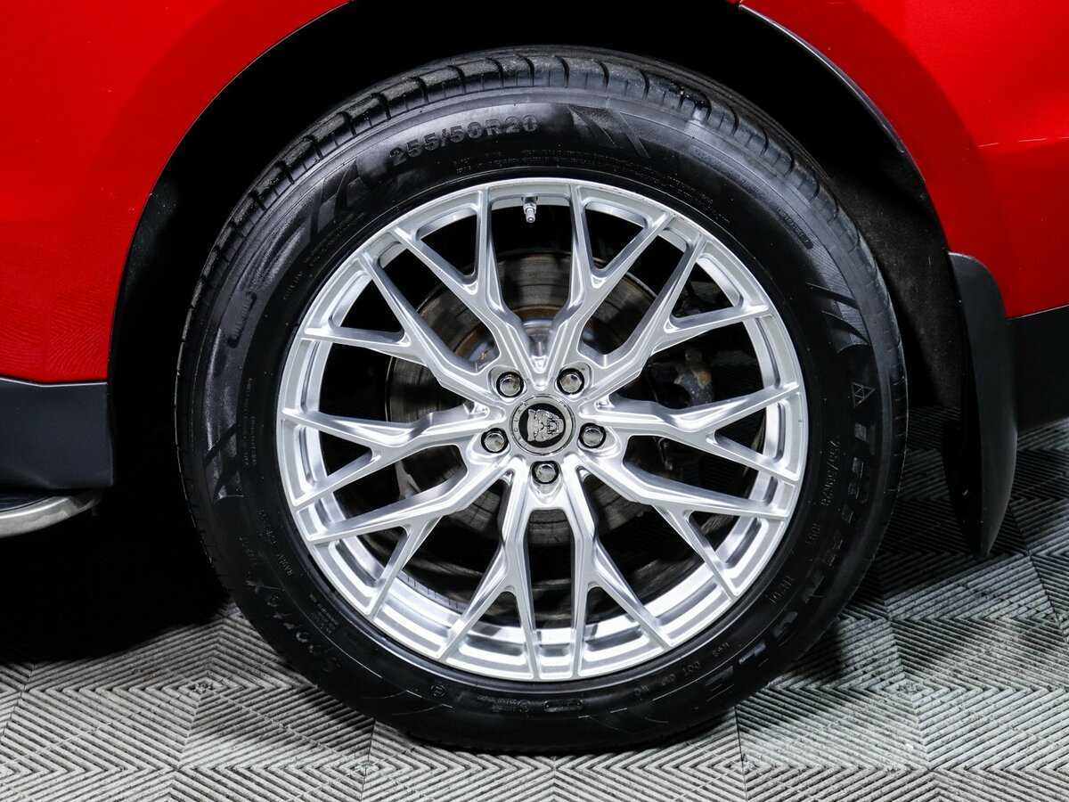 Jaguar F-Pace, 2017 Фото №15