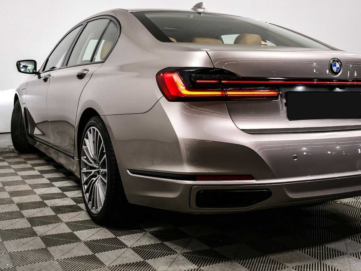 BMW 7 серии 745e, 2019 Фото №21