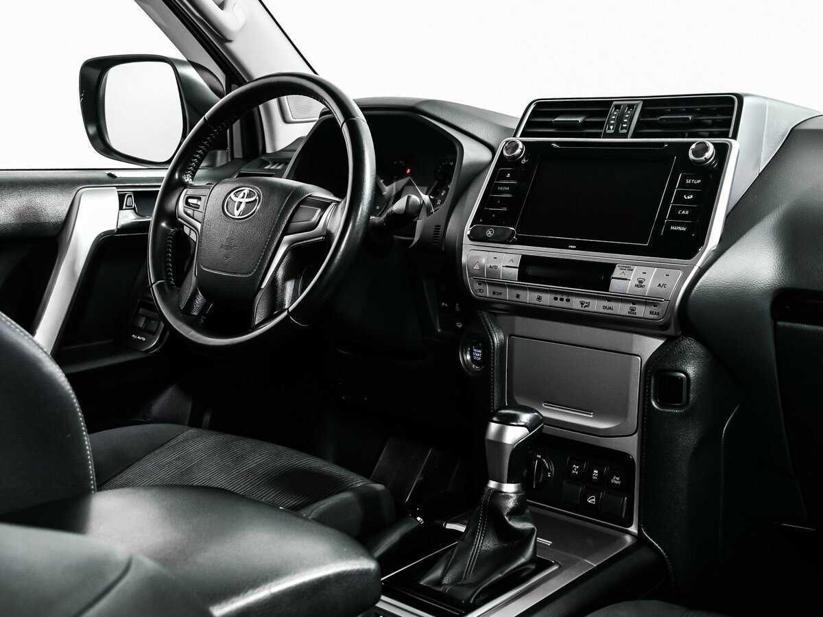 Toyota Land Cruiser Prado, 2018 Фото №9