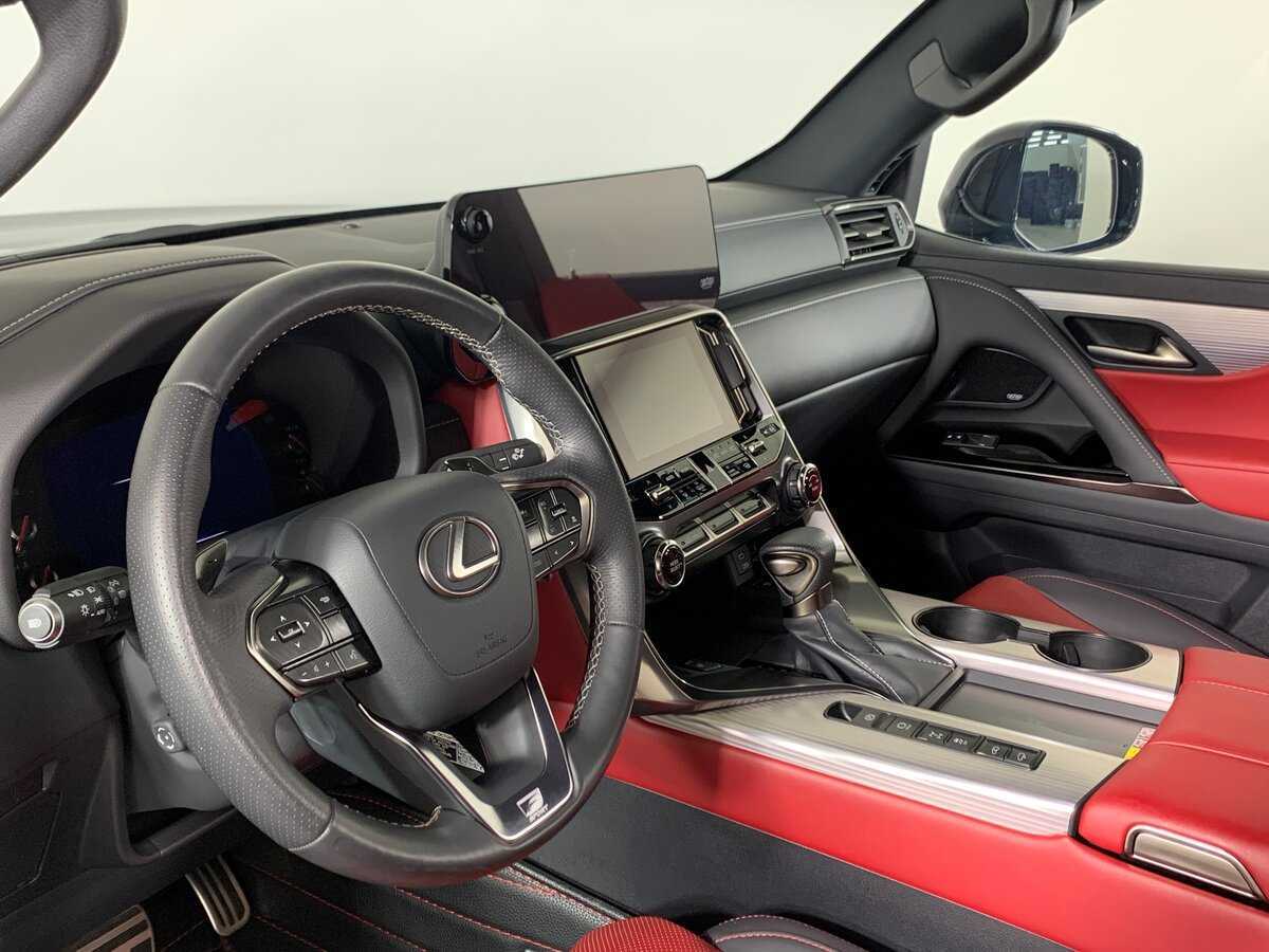 Lexus LX 600, 2024 Фото №12