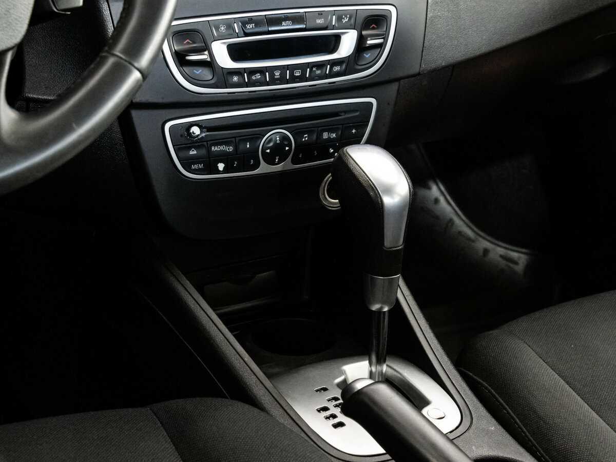 Renault Fluence, 2011 Фото №10