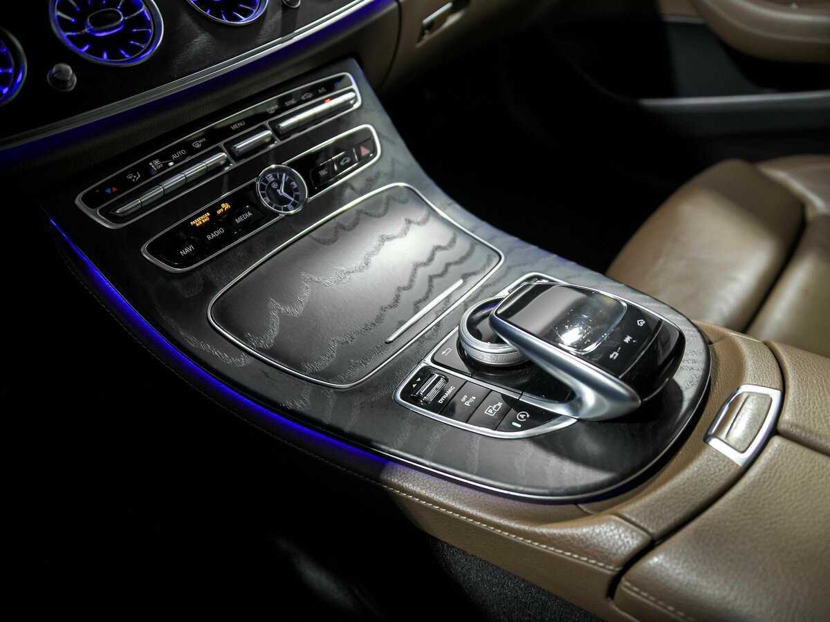 Mercedes-Benz E-Класс 220 d, 2019 Фото №11