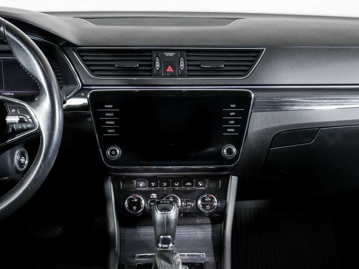 Skoda Superb, 2021 Фото №10