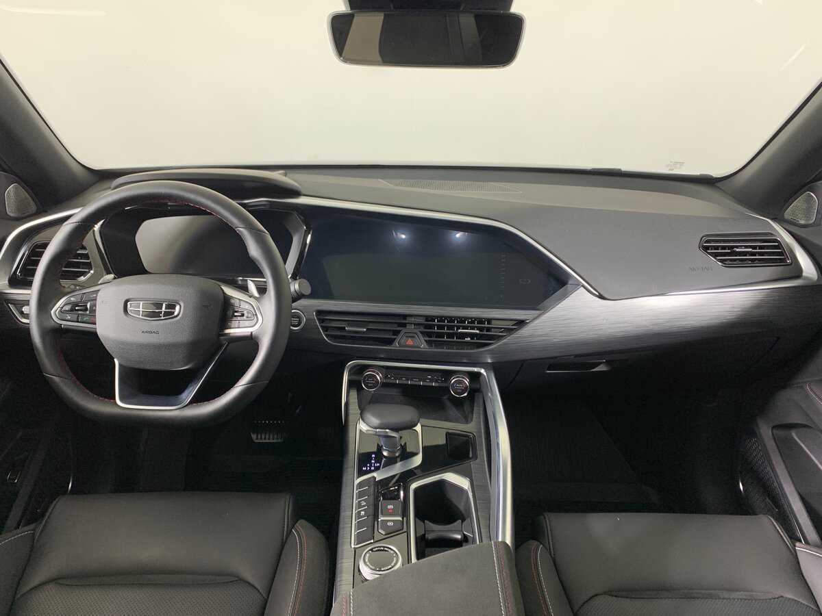 Geely Tugella, 2024 Фото №13