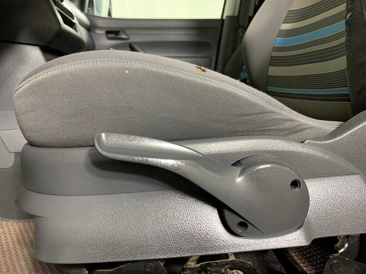 Volkswagen Caddy, 2012 Фото №17