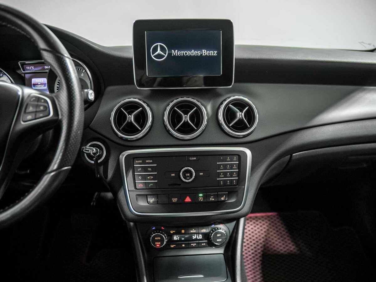 Mercedes-Benz GLA 200, 2016 Фото №10