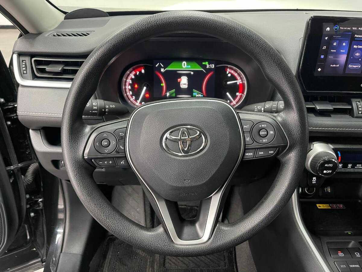 Toyota RAV4, 2023 Фото №9