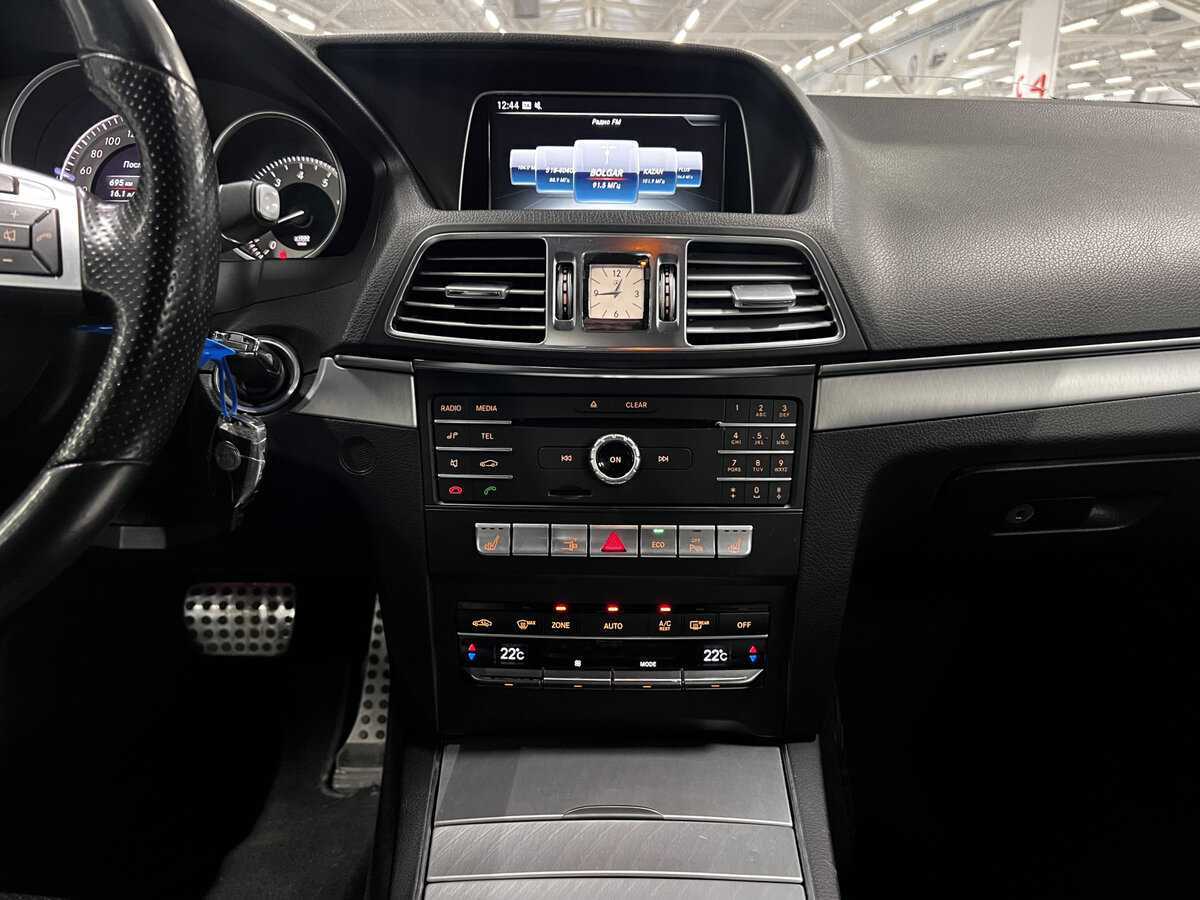 Mercedes-Benz E-Класс 200, 2015 Фото №15