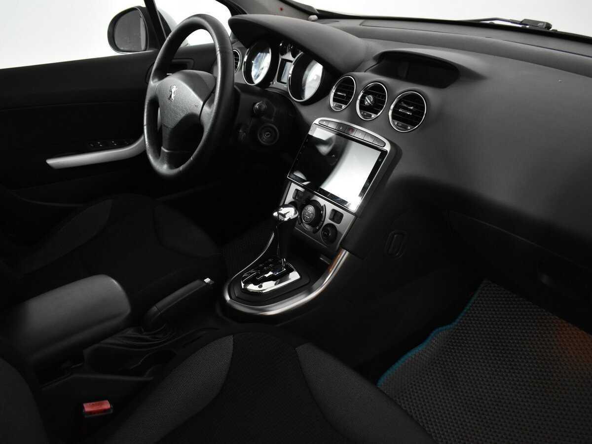 Peugeot 308, 2009 Фото №10