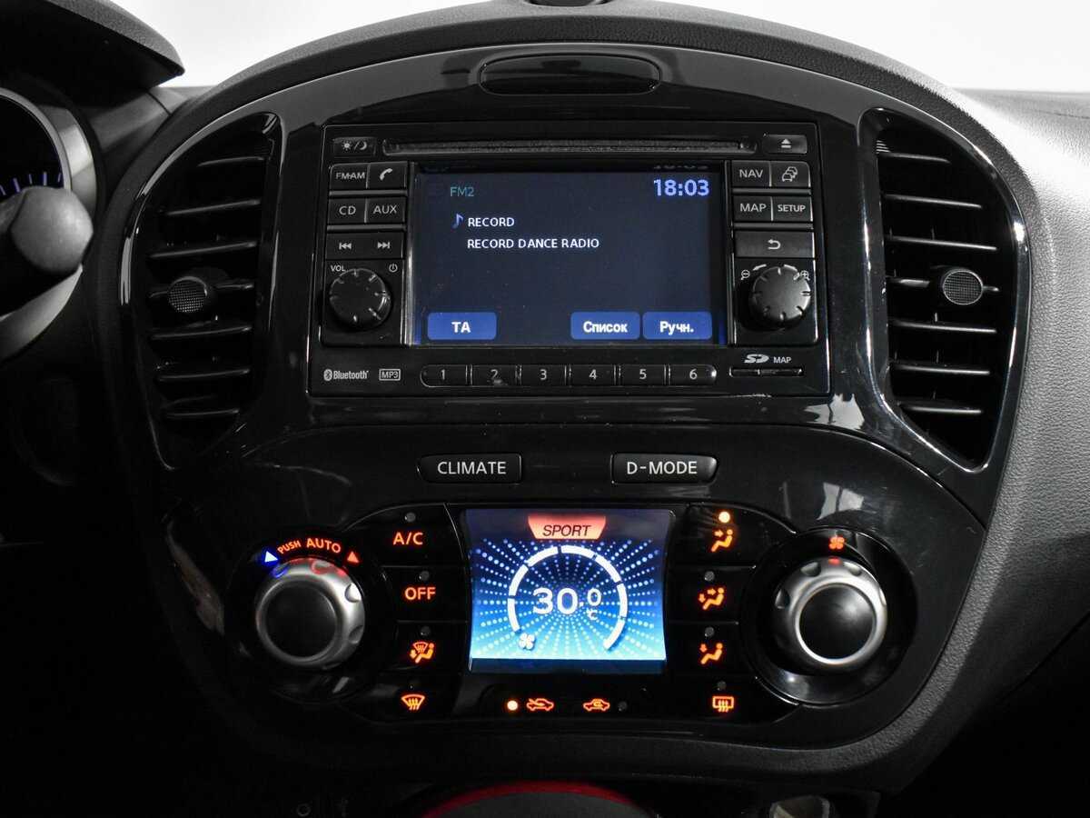 Nissan Juke, 2011 Фото №19