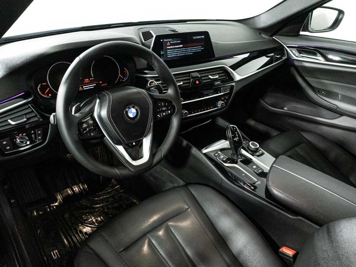 BMW 5 серии 520d, 2020 Фото №11