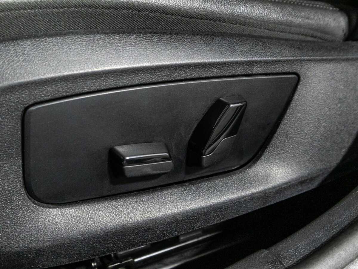 BMW 5 серии 520d, 2020 Фото №15