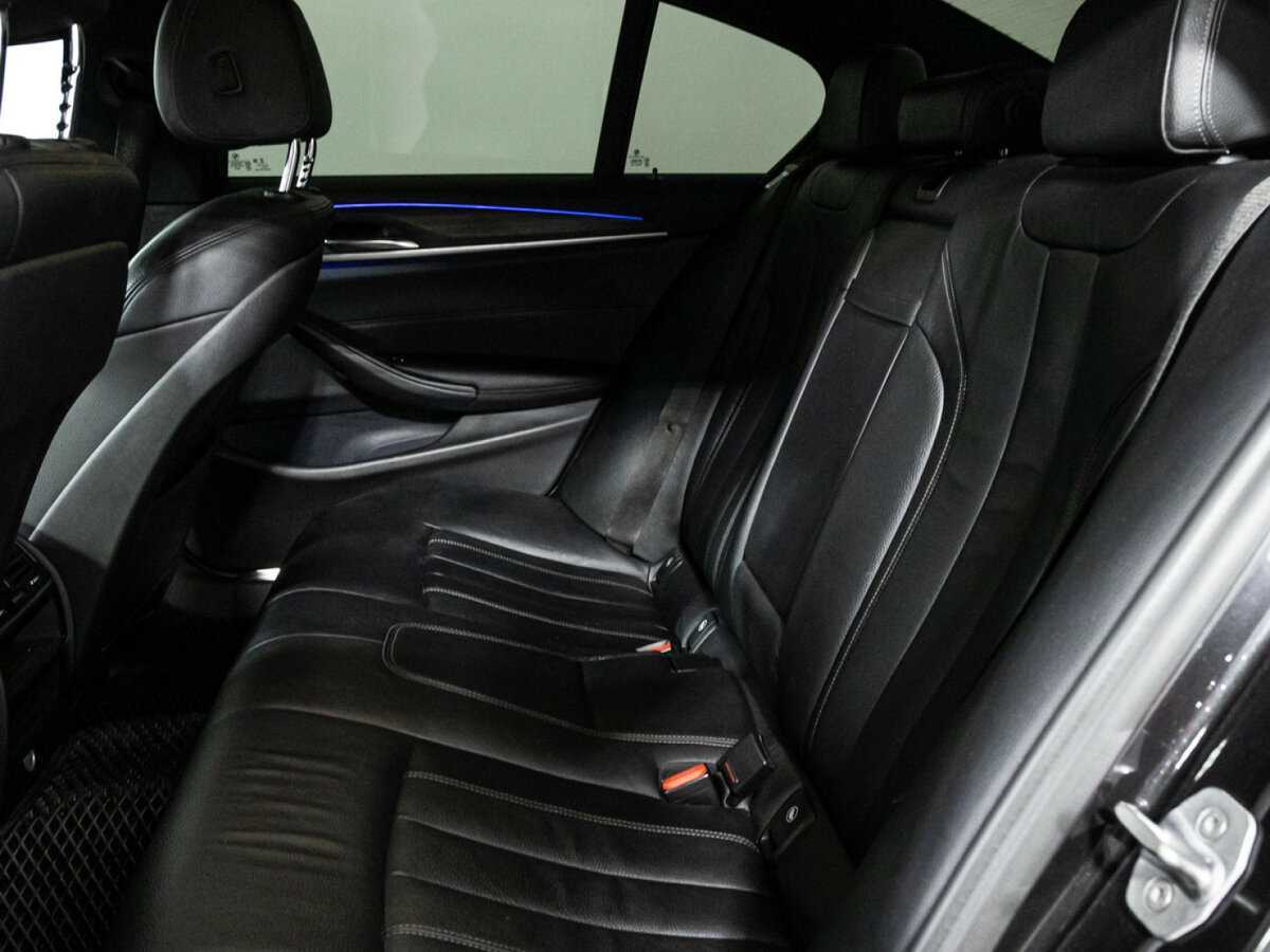 BMW 5 серии 530i xDrive, 2017 Фото №10