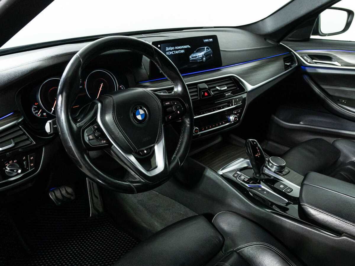 BMW 5 серии 530i xDrive, 2017 Фото №11