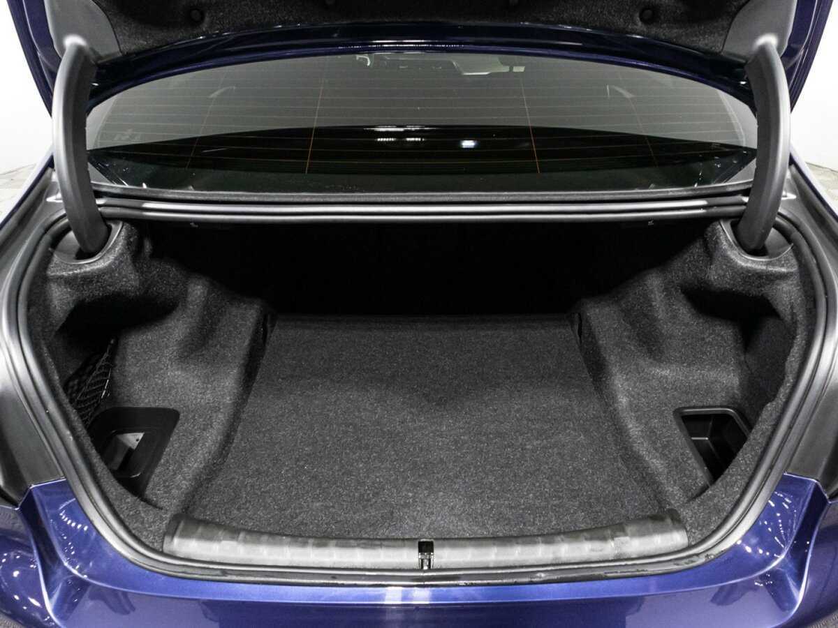 BMW 5 серии 530i xDrive, 2019 Фото №15